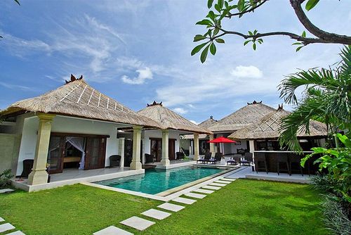 Rama Villa preciosa y acogedora  con piscina privada en Seminyak, Bali, Indonesia para 6 personas...
