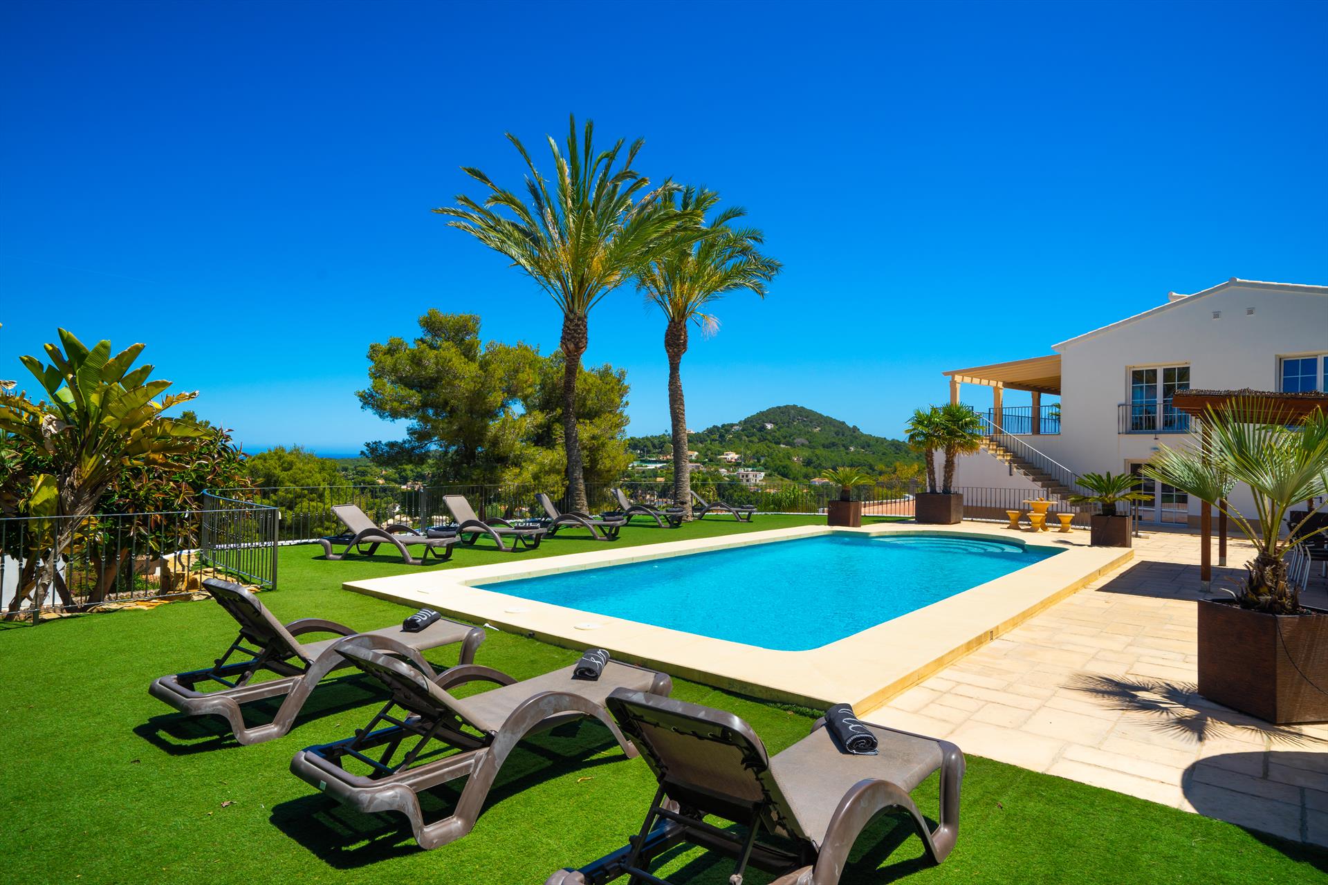 Poolvillas Javea