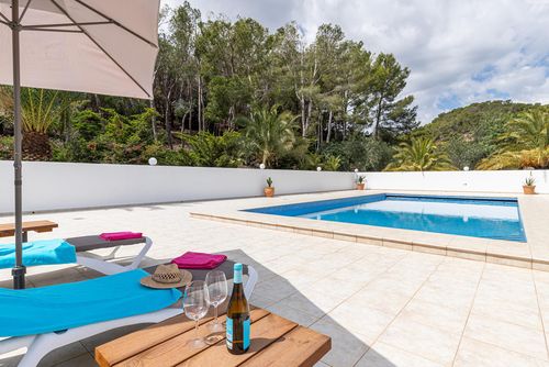 Finca Nora Rustic and comfortable villa with heated pool in Altea, Costa Blanca, Spain for 6 persons. The house is situated in a coastal and urban area and is 2 km from the beach, which is 1....