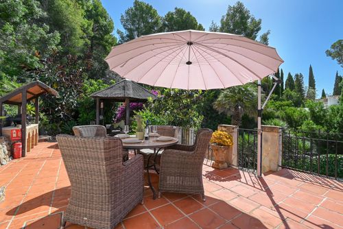 Casa Nana Hermosa y cómoda villa con piscina privada en Jávea, Costa Blanca, España para 8 personas. La casa está situada en una zona de playa residencial y arbolada....