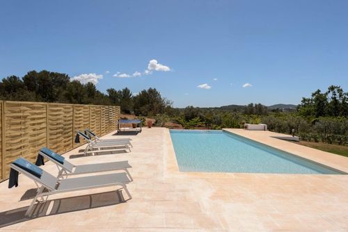 Viñas Villa confortable  con piscina privada en Santa Gertrudis, Ibiza, España para 6 personas...