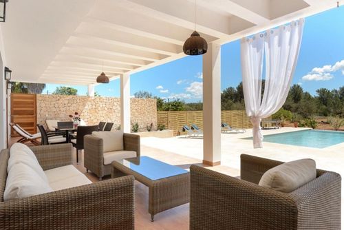 Viñas Villa comoda a Santa Gertrudis, Ibiza, in Spagna  con piscina privata per 6 persone...