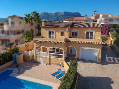 Villa Chris: Calpe, Costa Blanca, Spain. Solarium, Terrace and pool, Outdoor furniture, Aerial view and Terrace