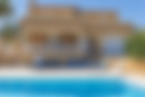 Chris Grande villa charmante  avec piscine privée à Calpe, Costa Blanca, Espagne pour 6 personnes...