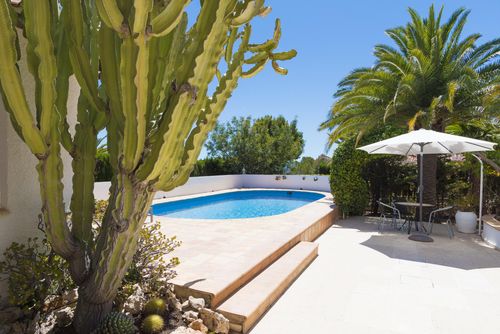 Villa Lo - by Alquileres Villamar Beautiful and romantic house with private pool in Benissa, Costa Blanca, Spain for 6 persons. The house is situated in a coastal, hilly, and residential area, 3 km from Cala Advocat beach and 5 km from Calpe and Moraira....