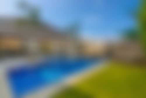 Waha 3BR Grosse und Luxus Villa in Canggu, auf Bali, Indonesien  mit privatem Pool für 6 Personen...