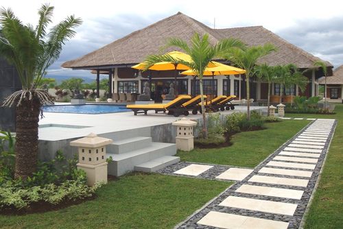 Pelangi Bali Villa grande en Lovina, Bali, Indonesia  con piscina privada para 12 personas...