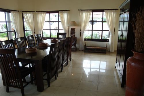 Pelangi Bali Grosse Villa  mit privatem Pool in Lovina, auf Bali, Indonesien für 12 Personen...
