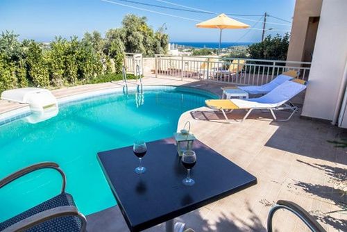 Helidonia Villas-STEFANOS Maison de vacances à Agios Dimitrios, Rethymno, Crete, Grèce  avec piscine privée pour 6 personnes...