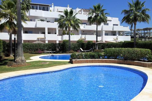 Lunymar golf Lejlighed i Estepona, på Costa del Sol, Spanien med plads til 5 personer...