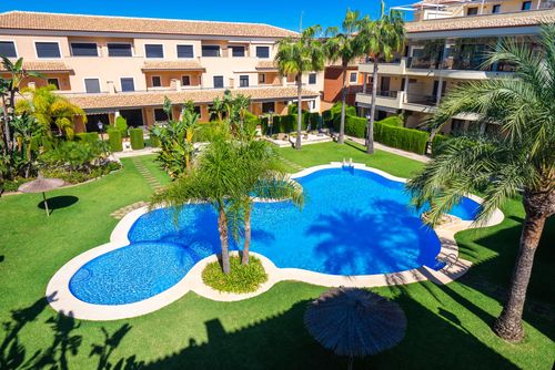 Jardines de Niza 6 pax Wonderful and cheerful apartment in Javea, Costa Blanca, Spain with communal pool for 6 persons. The apartment is situated in a residential beach area, 1 km from El Arenal, Javea beach and 1 km from the Mediterranean Sea, Javea....