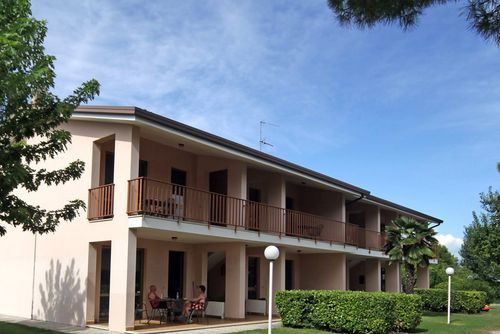 Camping Garden Tourist Apartamento  con piscina privada en Manerba Del Garda -Bs-, Lago di Garda, Italia para 4 personas...