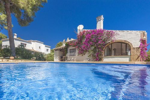 Villa Rosa Villa bonita y confortable  con piscina privada en Jávea, Costa Blanca, España para 4 personas...