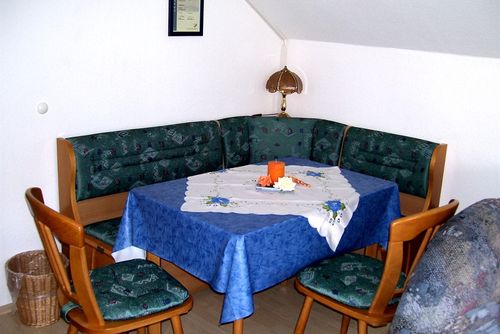 Rasche 3 Sterne Fewo 1 Ferienwohnung in Beverungen, Weserbergland, Deutschland für 4 Personen...