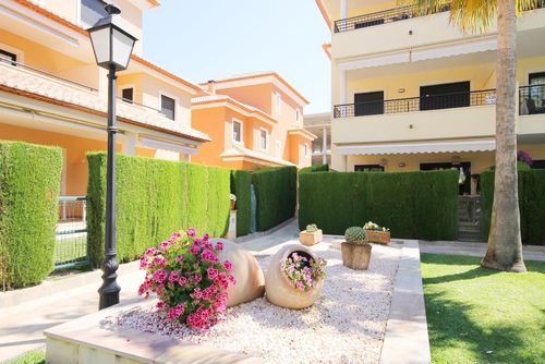 Niza Apartamento moderno y confortable en Javea, en la Costa Blanca, España para 10 personas...