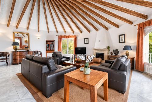 Villa Hermosa 8 pax: Javea, Costa Blanca, Spain. Livingroom and TV and multimedia