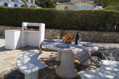 Sophie 4 Villa moderne et joyeuse avec piscine privée à Benitachell, Costa Blanca, Espagne, pour 4 personnes. La maison est située dans un quartier côtier, vallonné, boisé et résidentiel....