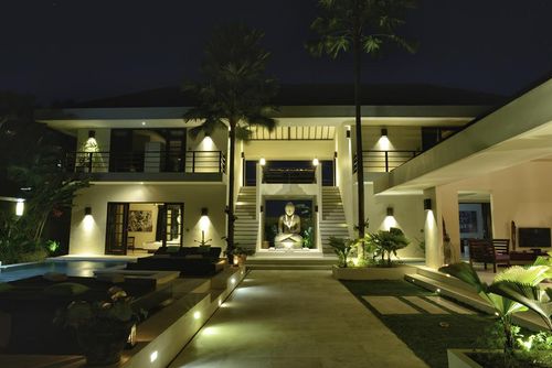 Spirit Villa luas dan mewah  dengan kolam renang pribadi di Canggu, Bali, Indonesia untuk 8 orang...