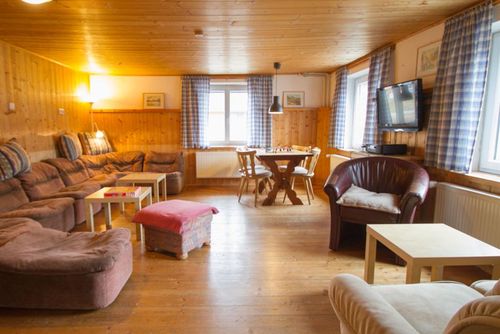 SeeXXL Landhaus in Obertraun, Upper Austria, Österreich  mit privatem Pool für 25 Personen...