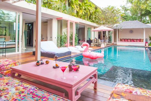 AMar 5 bedroom Villa de lujo moderna y confortable en Canggu, Bali, Indonesia  con piscina privada para 10 personas...