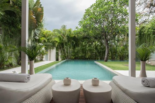 Eden Frontside 4 Nirvana 3BR Villa di lusso aggradevole e accogliente  con piscina privata a Seminyak, Bali, in Indonesia per 6 persone...