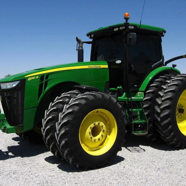 2013 JOHN DEERE 8310R