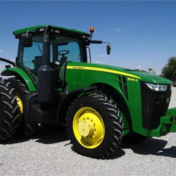 2014 JOHN DEERE 8235R