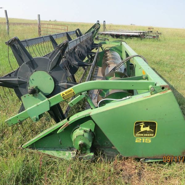 John Deere 15ft Ridged Combine Header