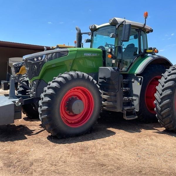 2016 FENDT 1038 VARIO