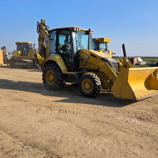 CAT 420 Backhoe