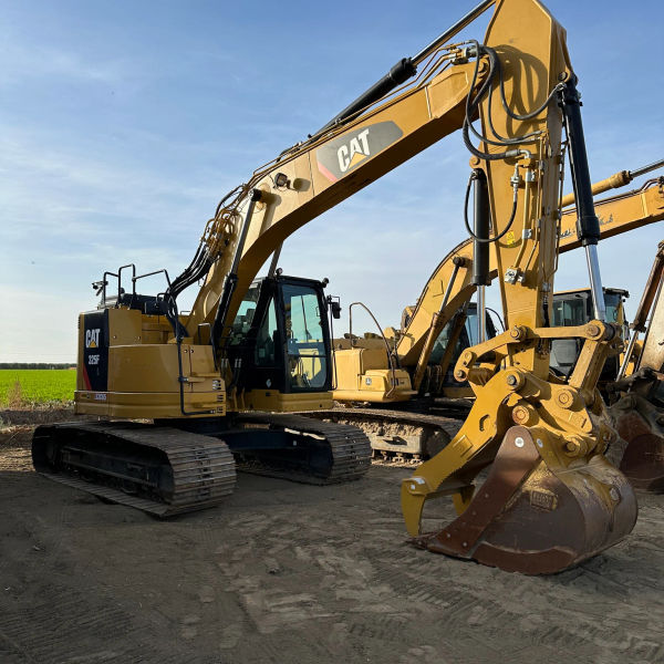 Contact for Price: CAT 325 Excavator