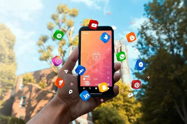 Social Media Marketing in 2025: Pioneering Digital Branding in a Connected World