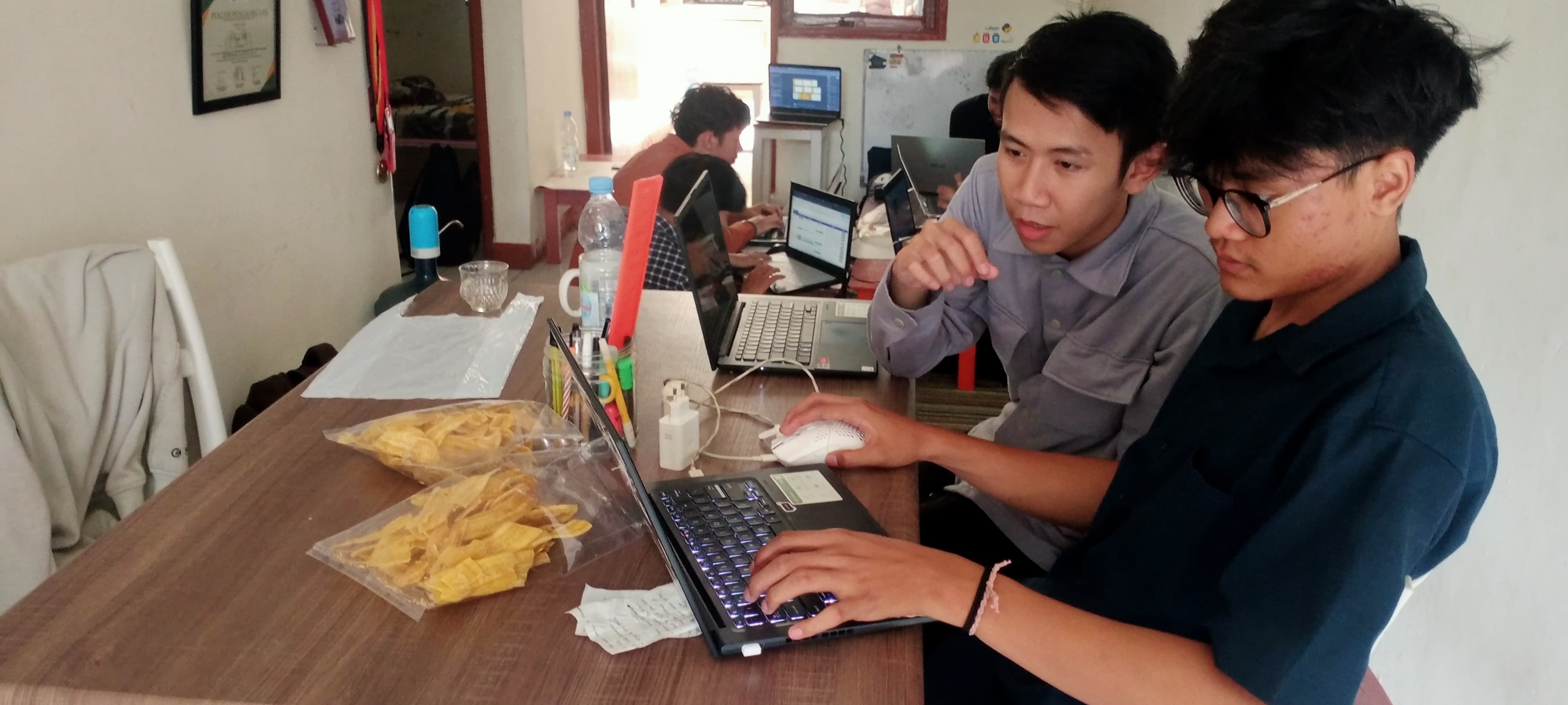 Yuk-Mari Project