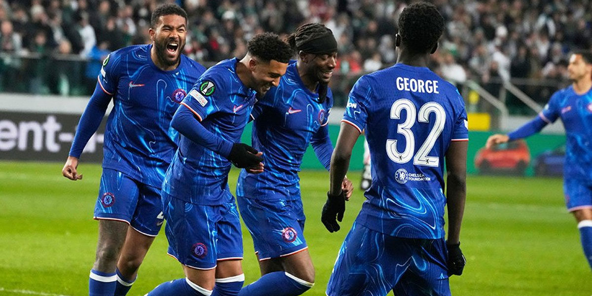 Dana Besar Chelsea Demi Saingi Liverpool di Perburuan Calon Penerus Salah