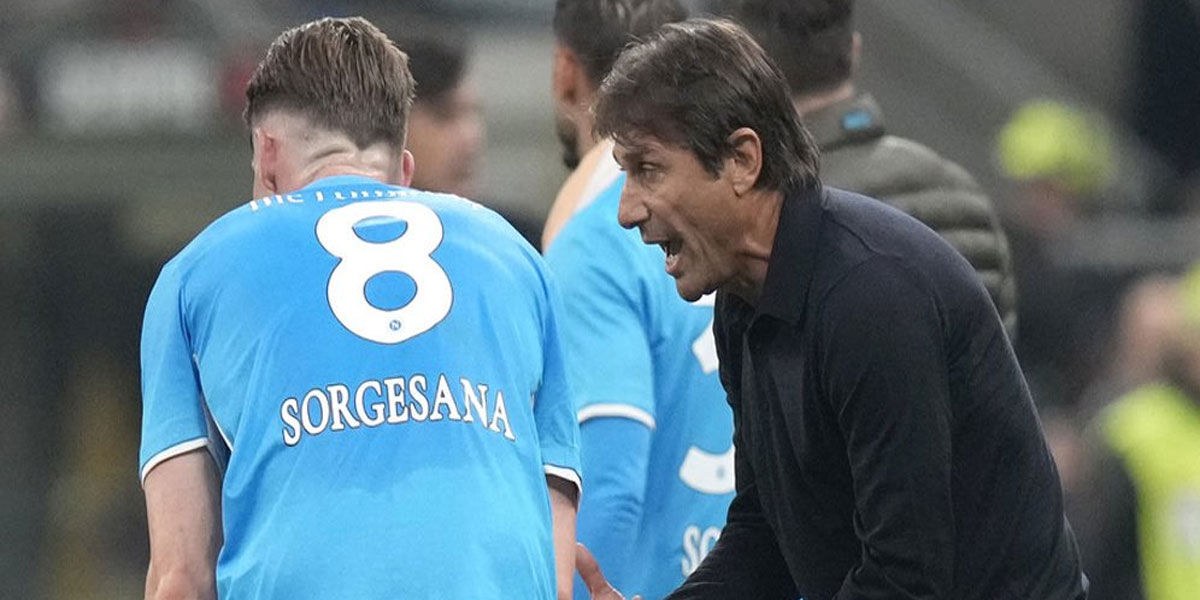 Jurus Contekadabra: Perubahan Napoli dari Peringkat 10 Hingga Jadi Calon Scudetto