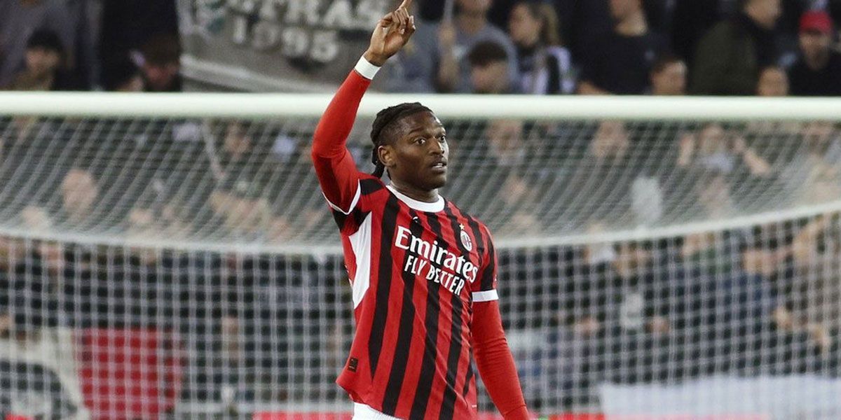 Masalah Motivasi dan Kedudukan Leao di Skema Milan