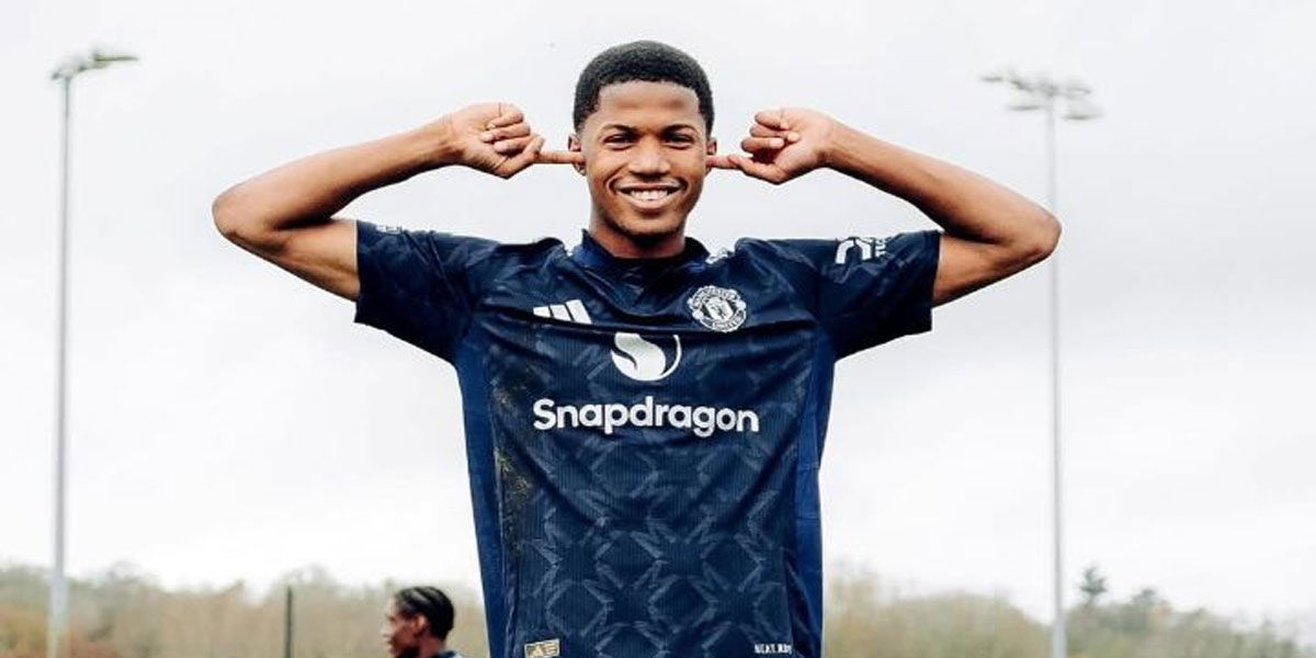 Proses Transfer ke Manchester United