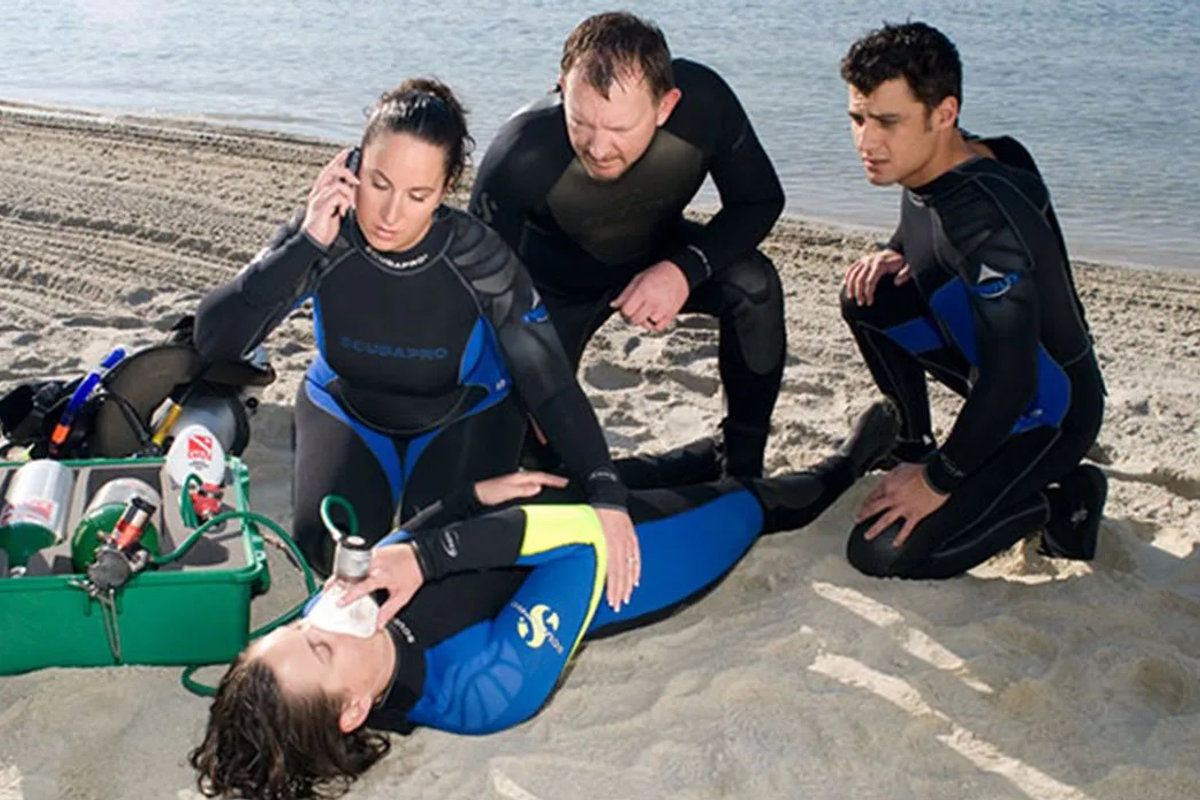 PADI Emergency Oxygen Provider