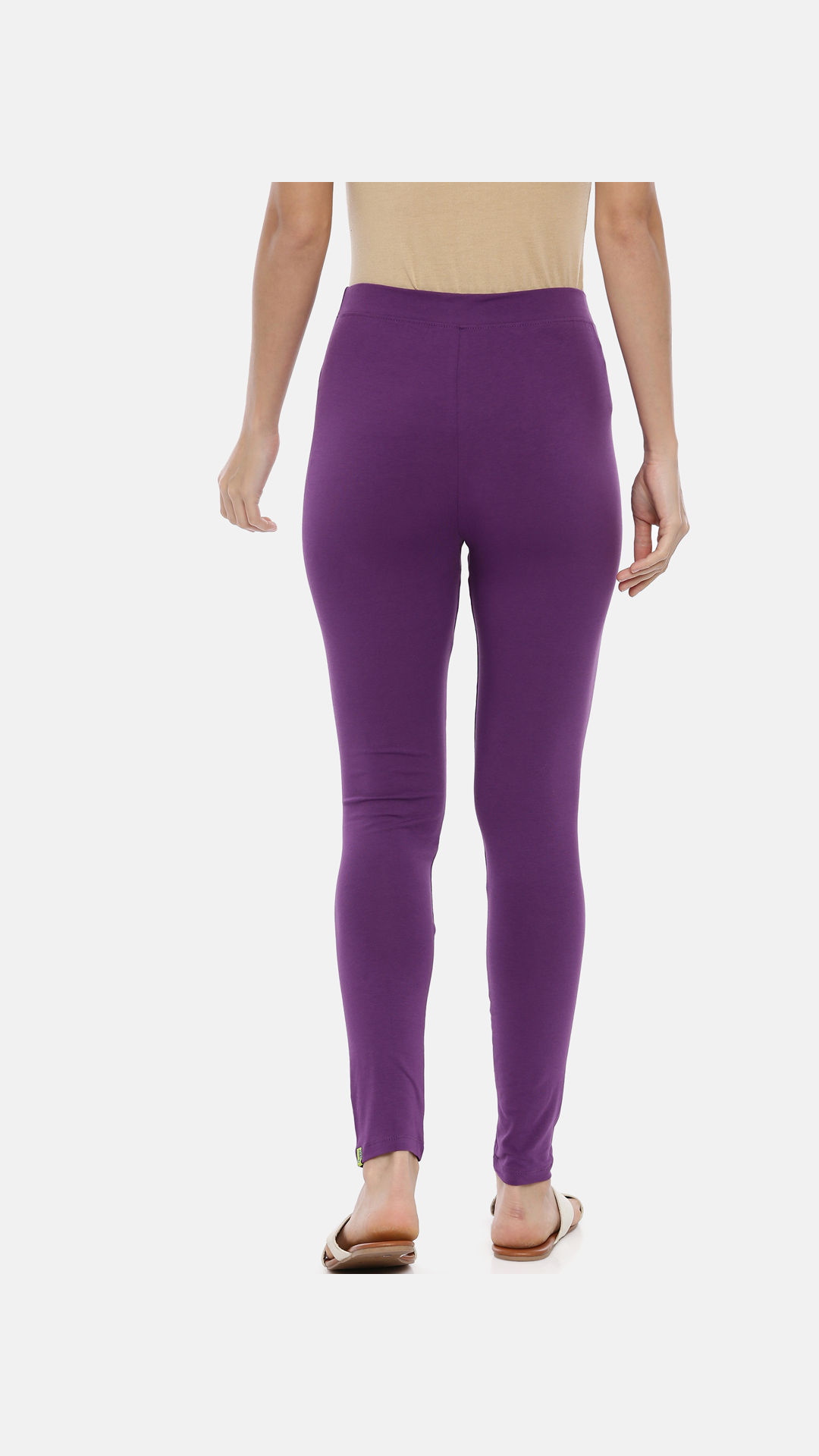 Huggy Women Deep Purple Solid Ankle-Length Leggings (XXL) - Yavonne