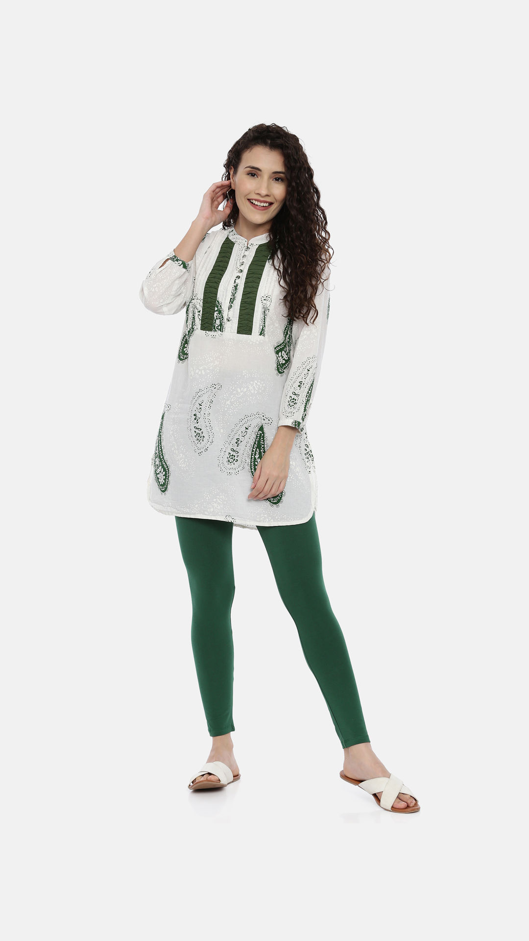 Huggy Women Bottle Green Solid Ankle-Length Leggings (XXL) - Yavonne