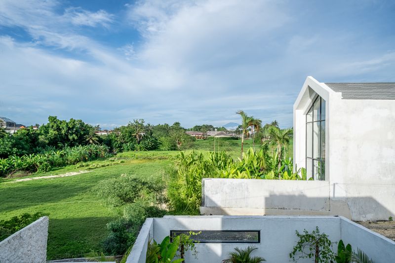 Somnia garden view