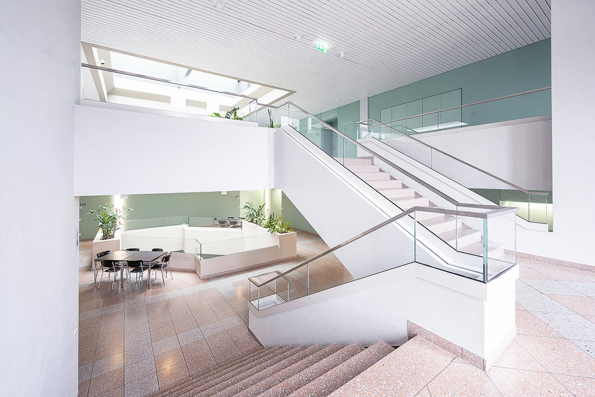 Ansicht vom Treppenhaus der Akademie St. Galeln