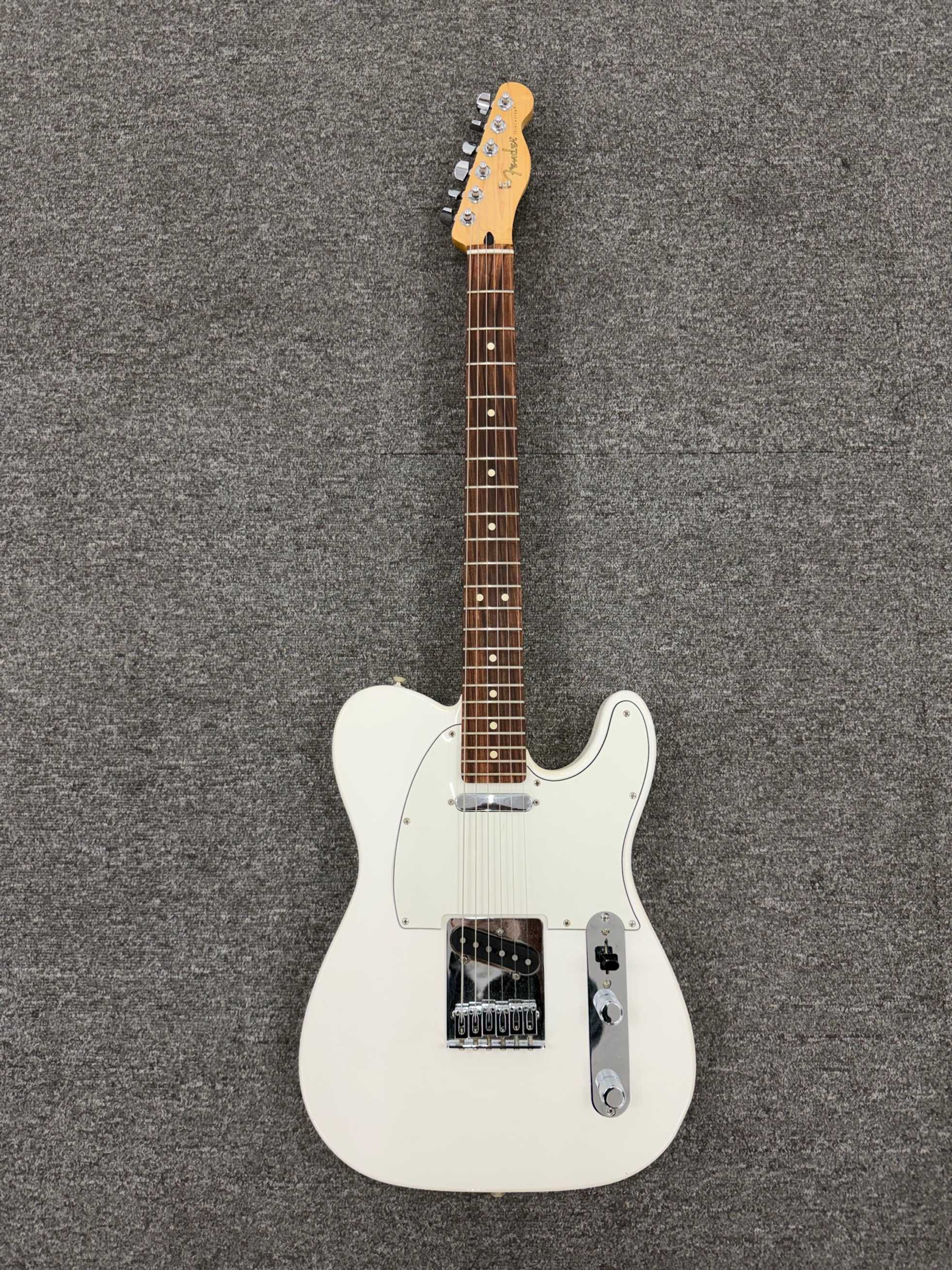Fender-Player Telecaster-1