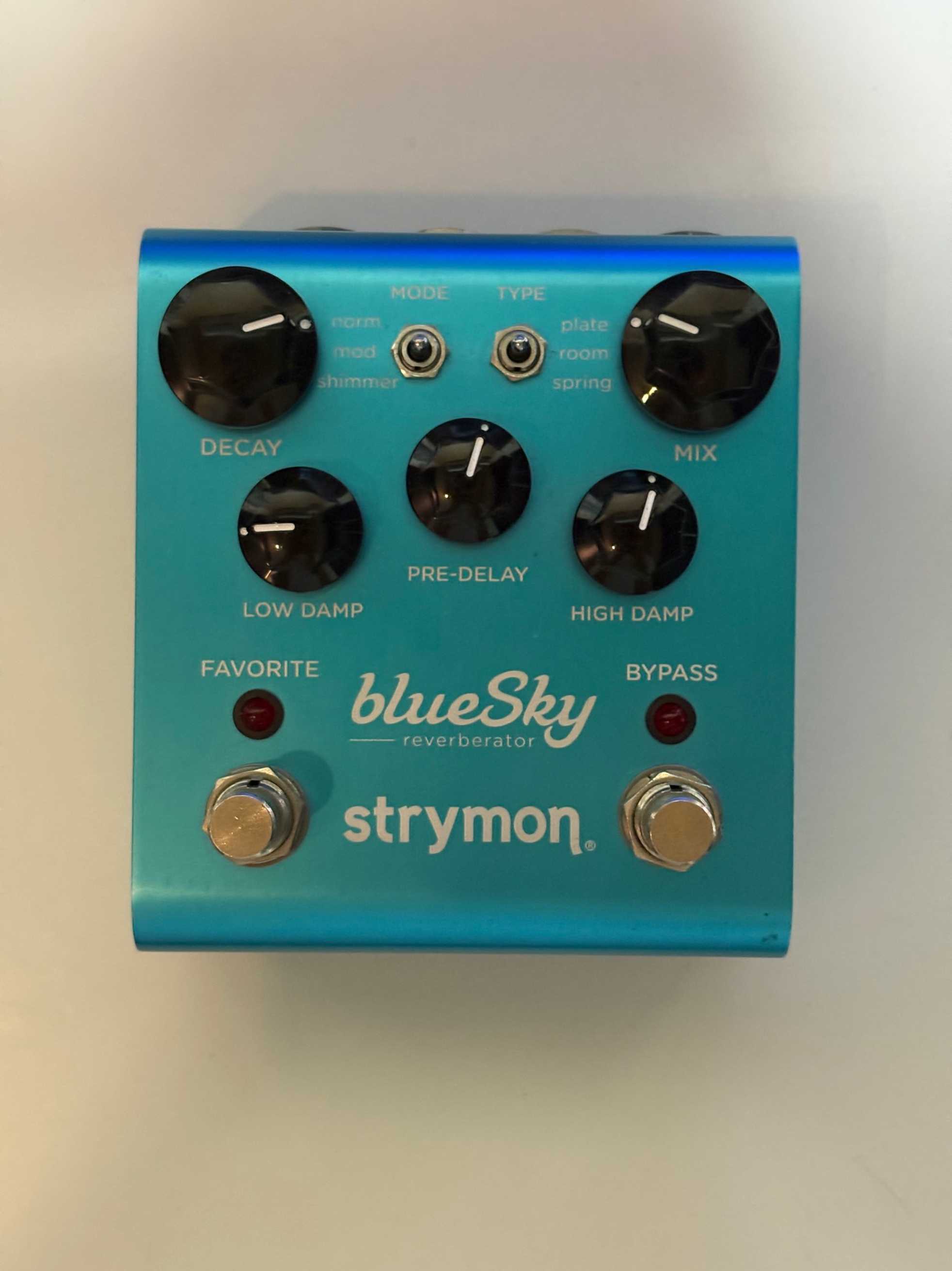 Strymon-BlueSky-1
