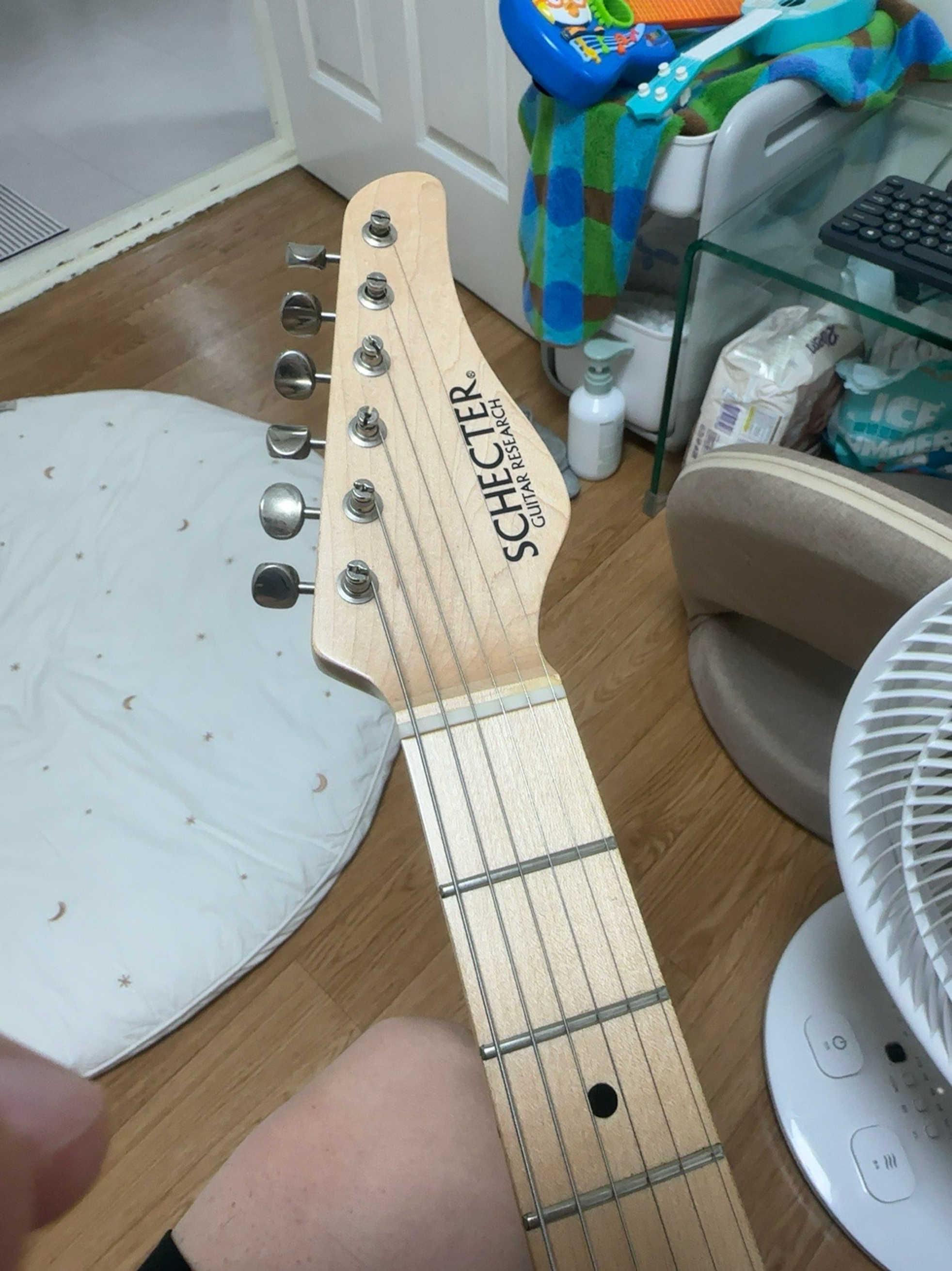 Schecter--2