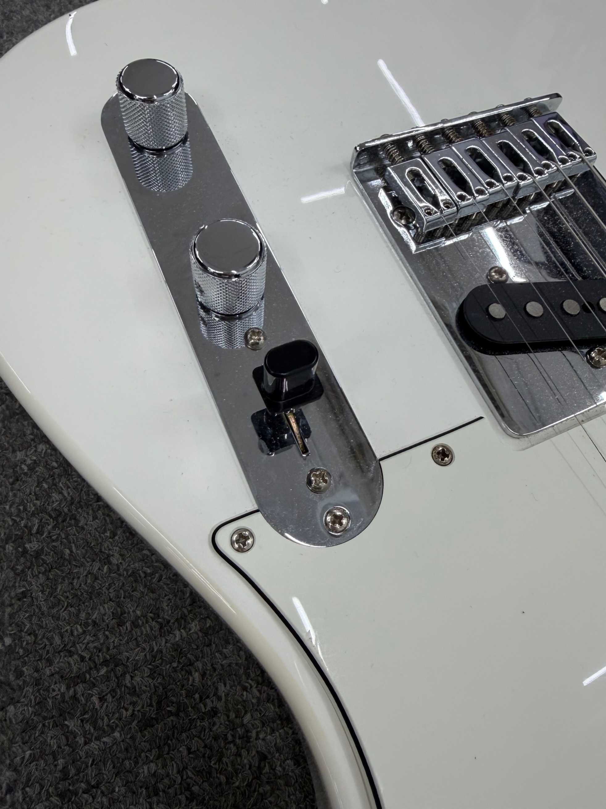 Fender-Player Telecaster-4
