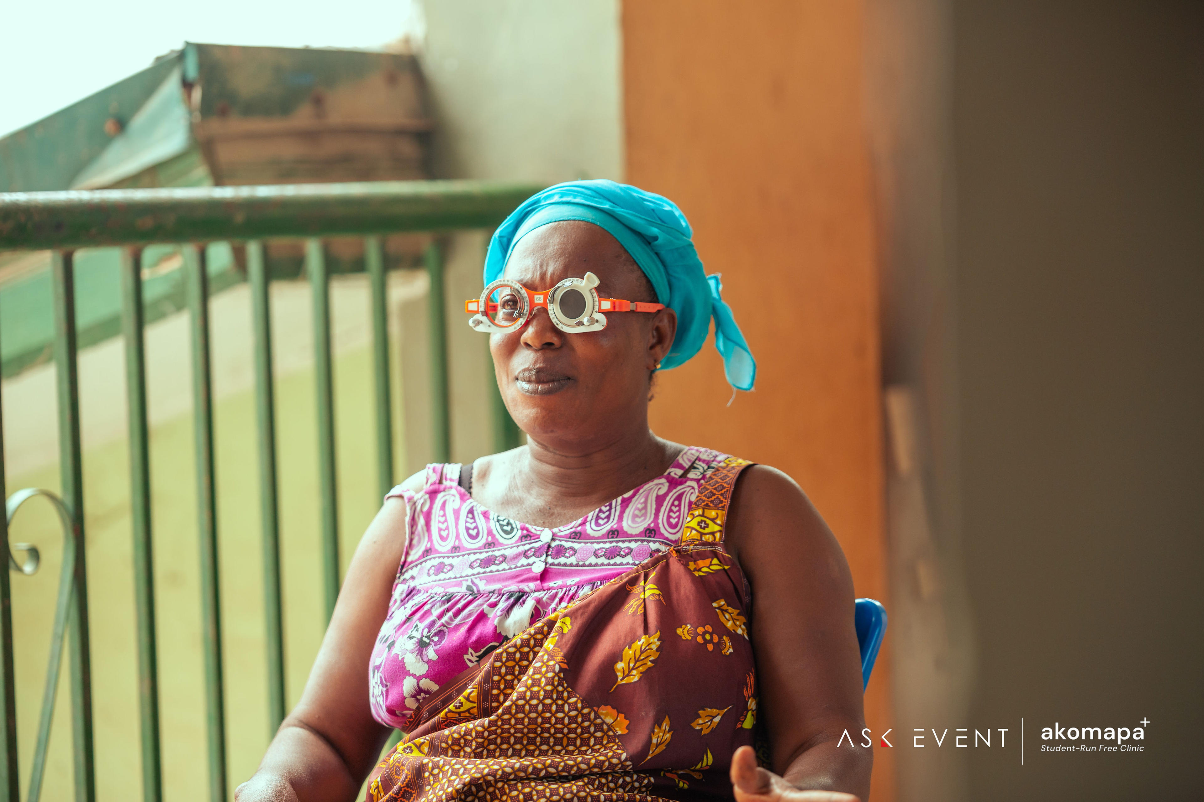 An Akomapa student leader during a community learning and care session