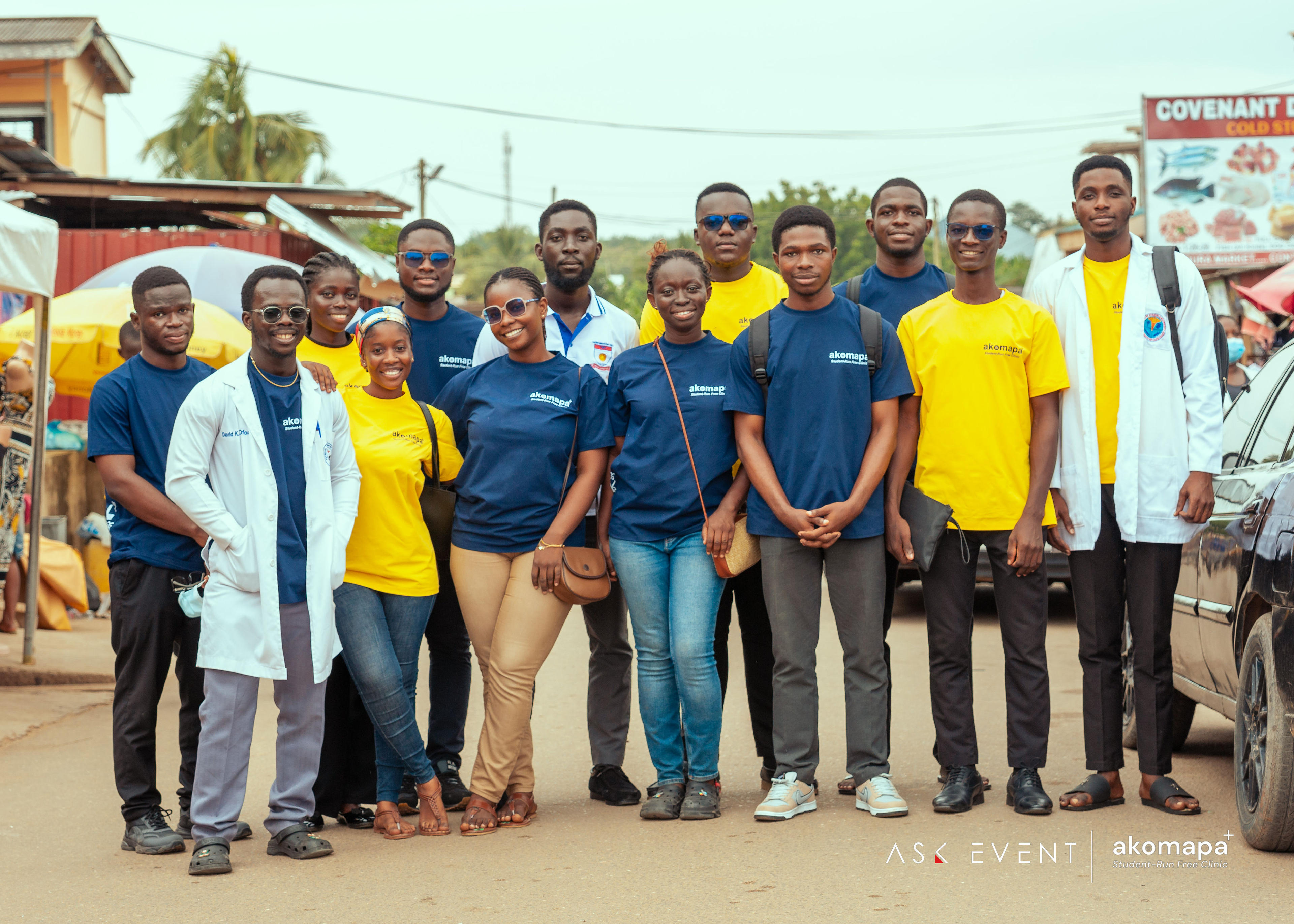 Akomapa Academy scholars collaborating in a learning session