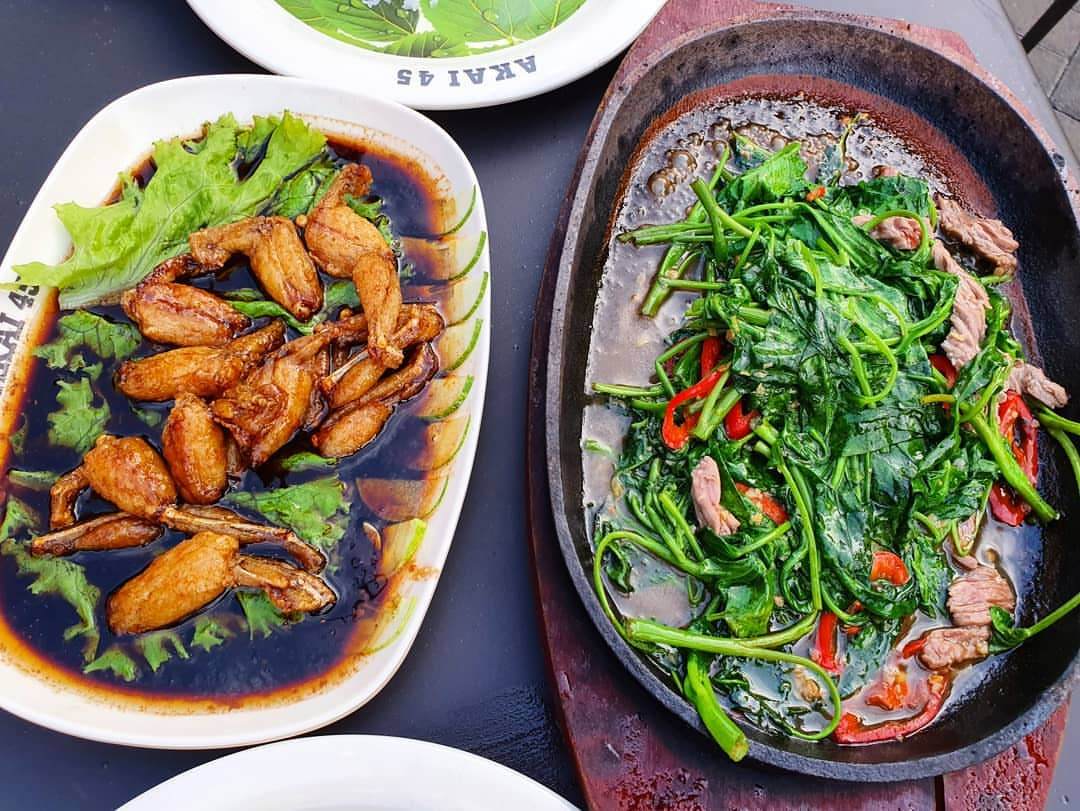 7 Makanan yang Wajib Dicoba di Foodstreet Pantai Maju PIK 2