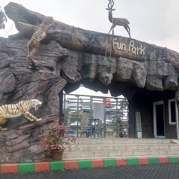 Kolam Renang Fun Park Villa Bogor Indah Kedunghalang Bogor